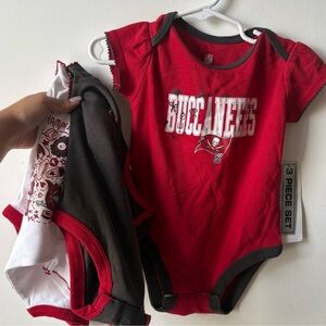 Buccaneers Baby Set New!